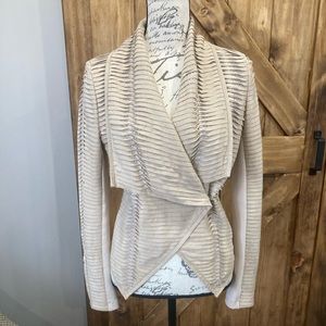 C. Luce textured suede jacket cream size small